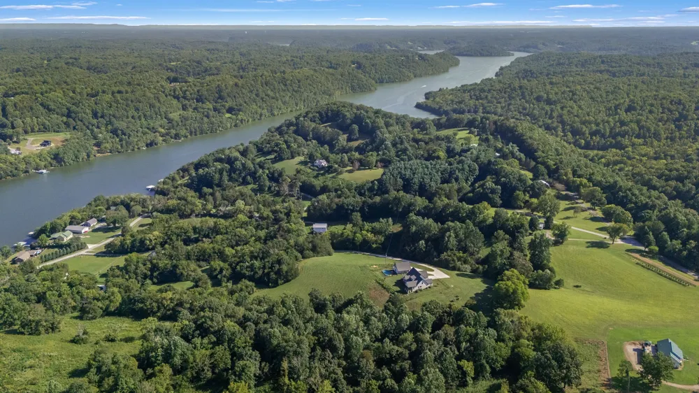 187 Harrison Ln Manchester, TN 37355