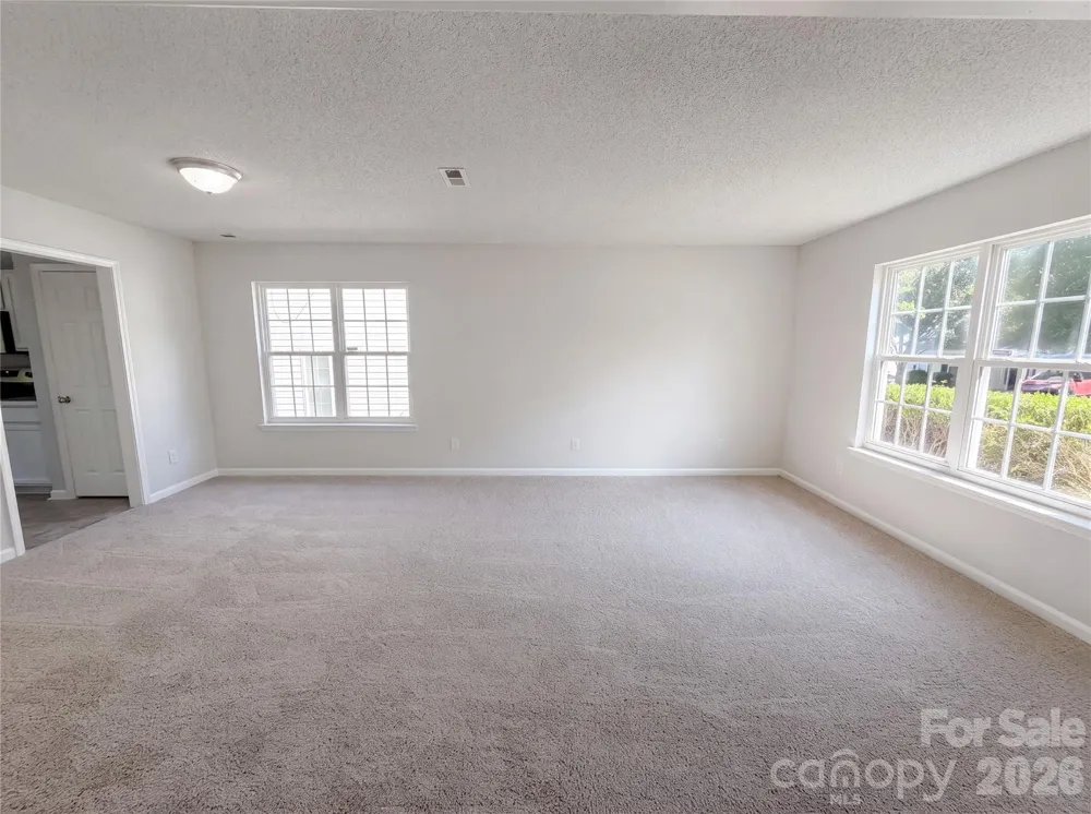10319 Covingtonwood Drive Charlotte, NC 28214
