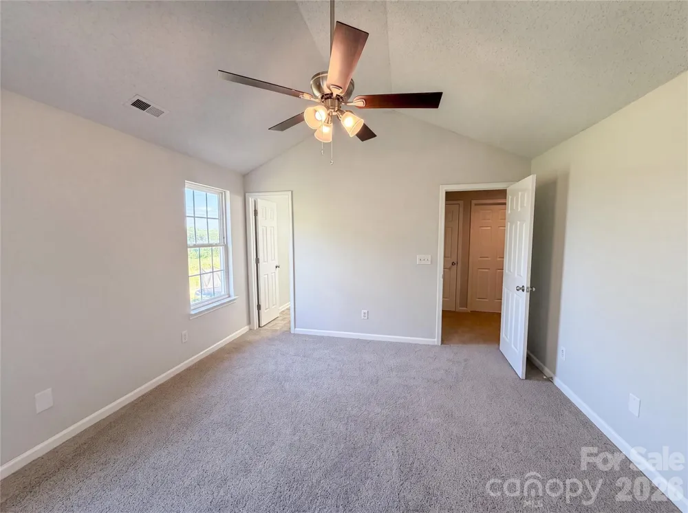 10319 Covingtonwood Drive Charlotte, NC 28214