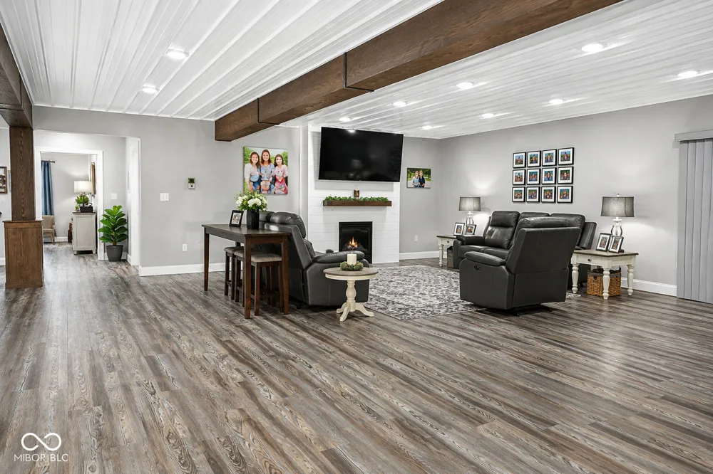 465 E State Road 250 Brownstown, IN 47220