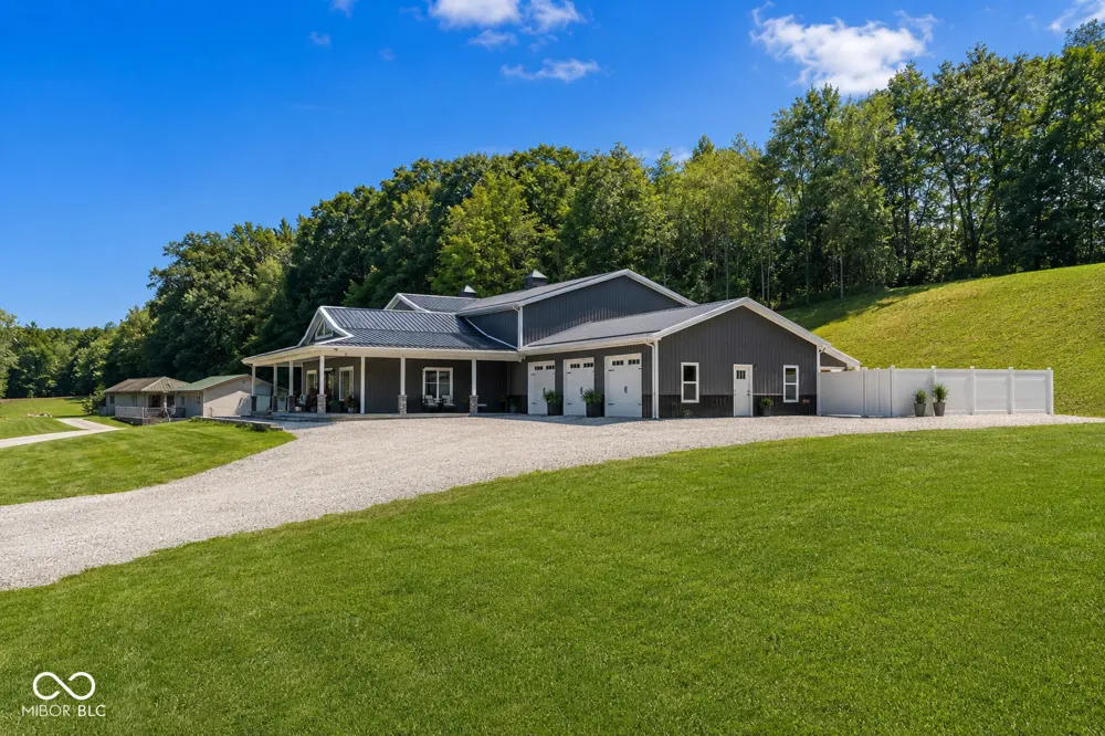 465 E State Road 250 Brownstown, IN 47220