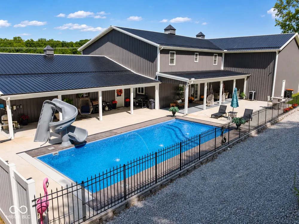 465 E State Road 250 Brownstown, IN 47220