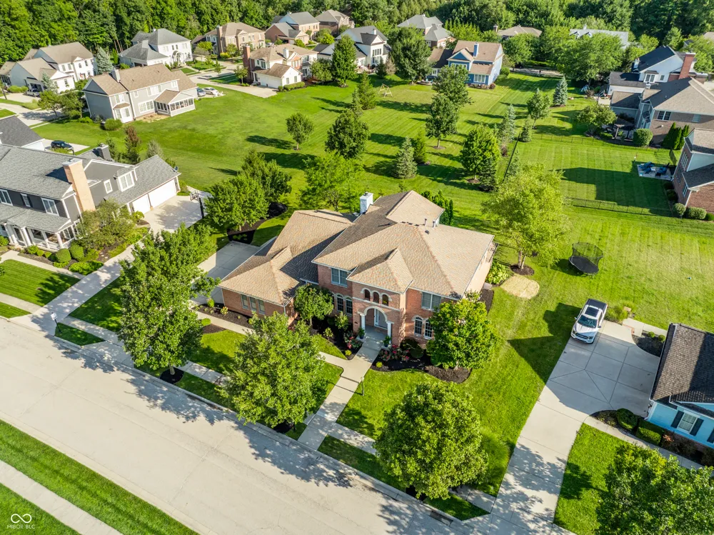 1826 Fairmount Street Carmel, IN 46032