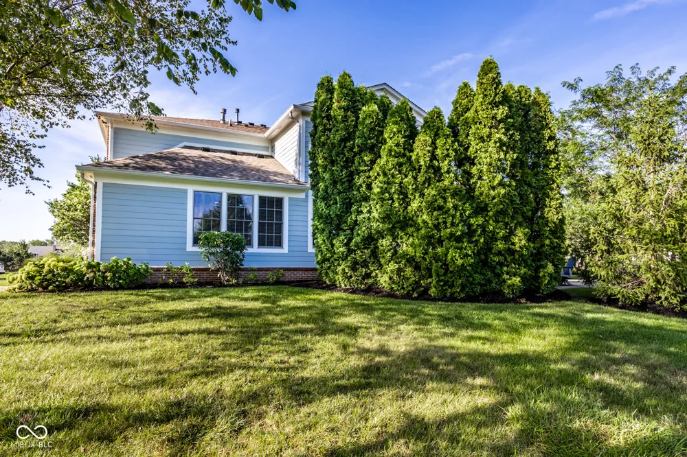 1826 Fairmount Street Carmel, IN 46032
