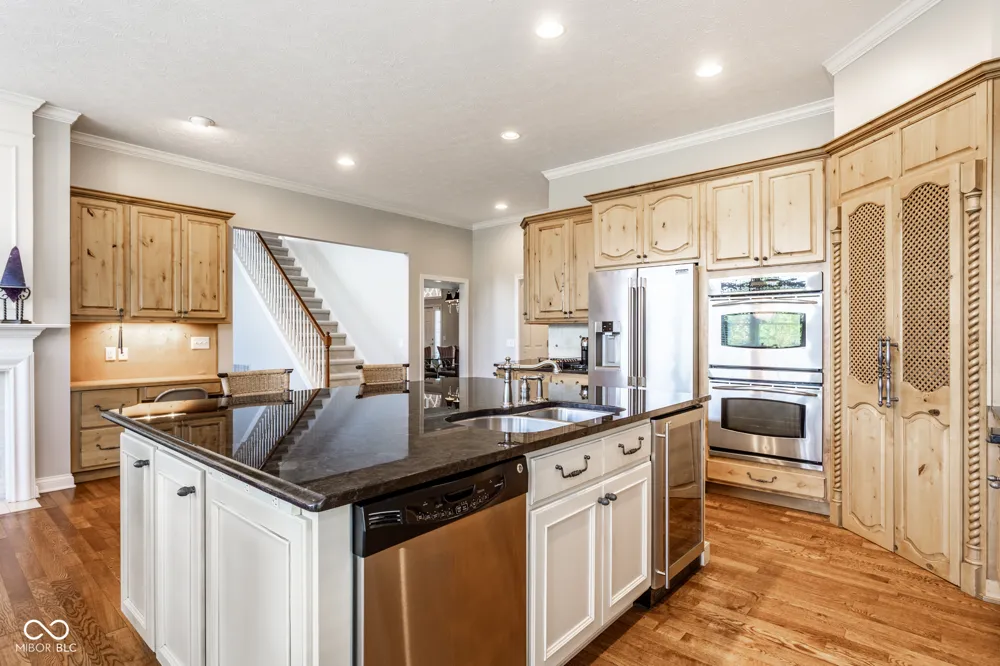 1826 Fairmount Street Carmel, IN 46032