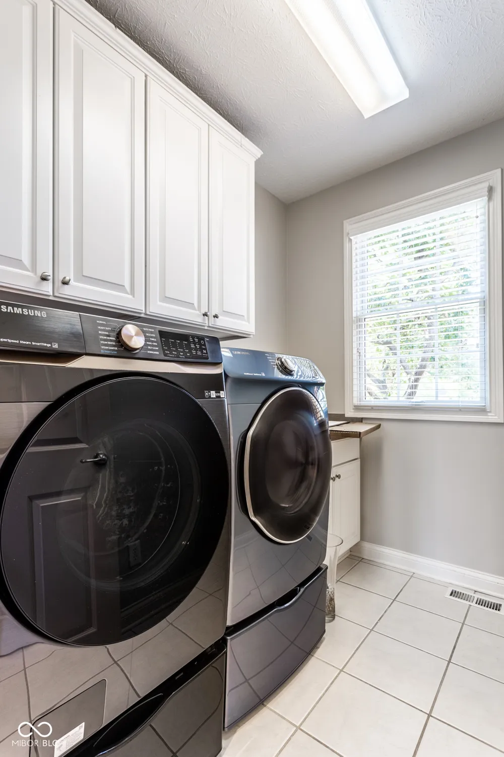 1826 Fairmount Street Carmel, IN 46032
