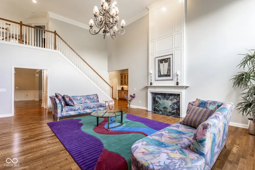 1826 Fairmount Street Carmel, IN 46032