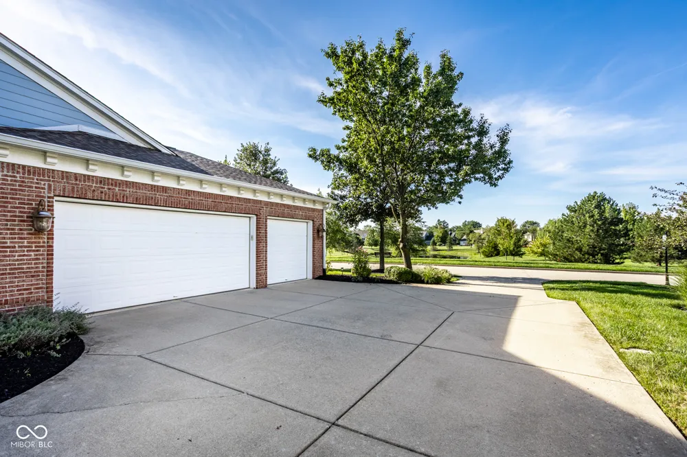 1826 Fairmount Street Carmel, IN 46032