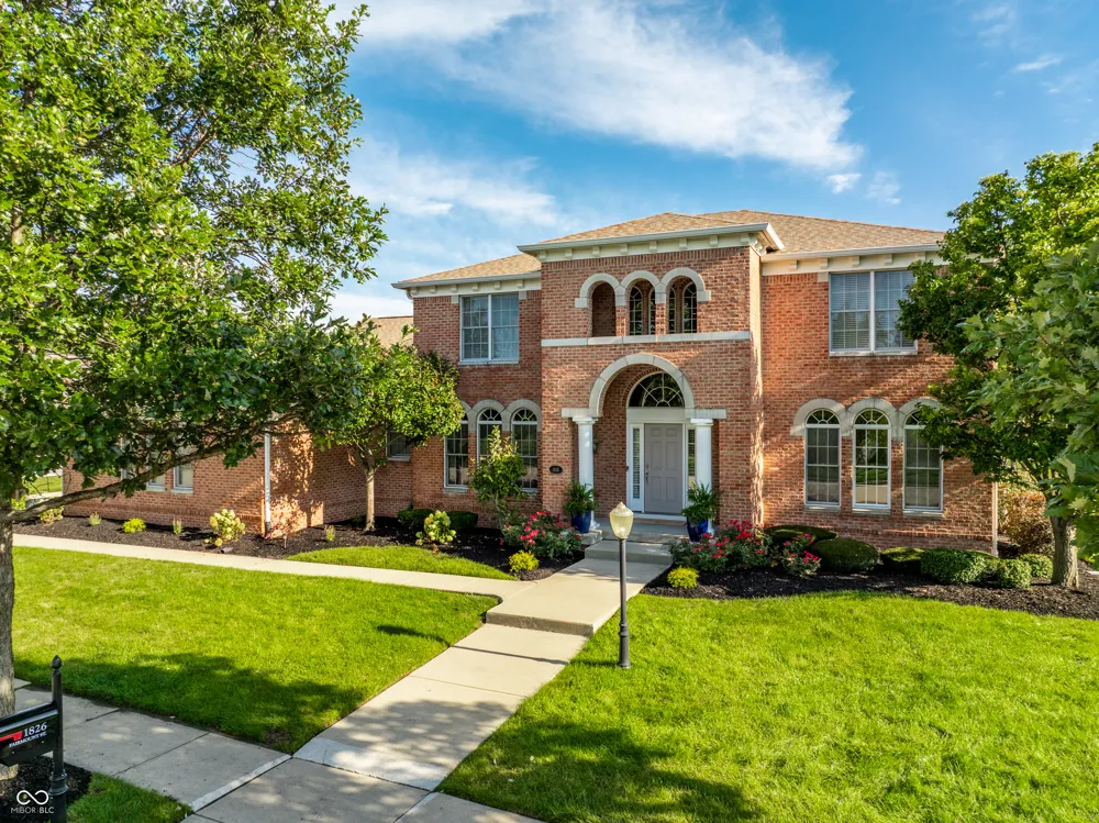 1826 Fairmount Street Carmel, IN 46032