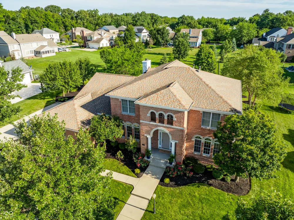1826 Fairmount Street Carmel, IN 46032