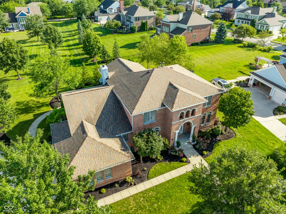 1826 Fairmount Street Carmel, IN 46032