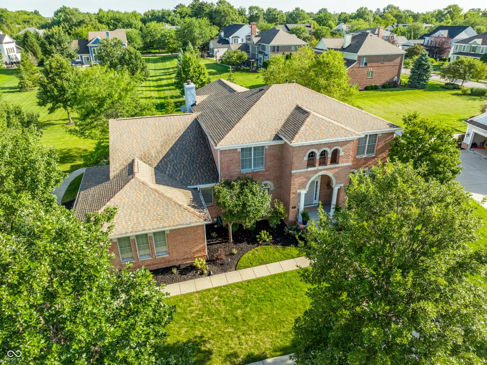 1826 Fairmount Street Carmel, IN 46032