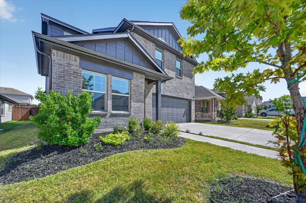 1326 Great Sand Dune Street Royse City, TX 75189