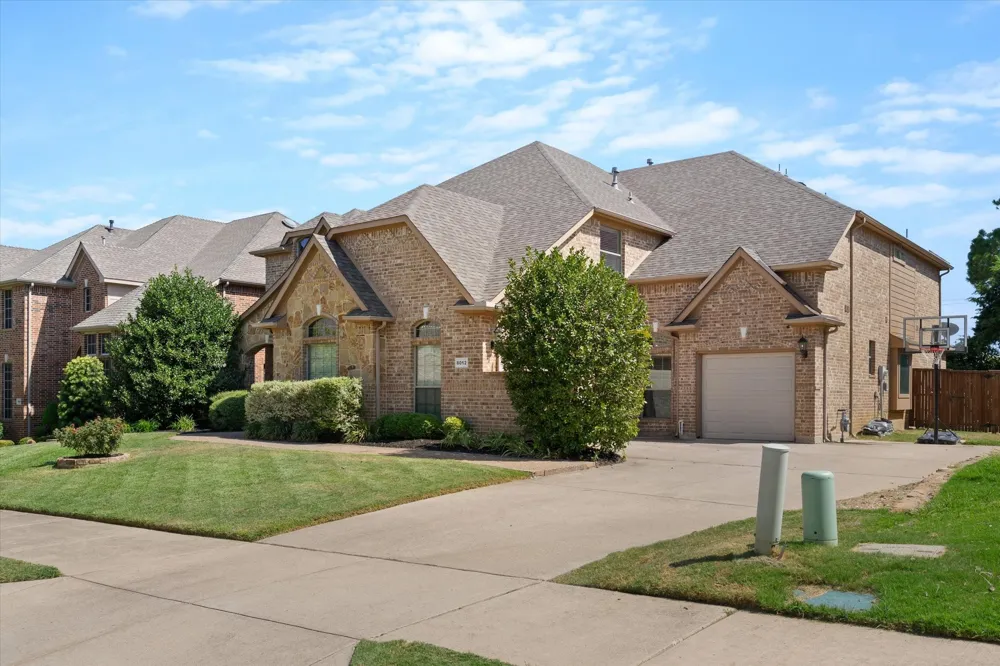 8012 Red River Run North Richland Hills, TX 76180