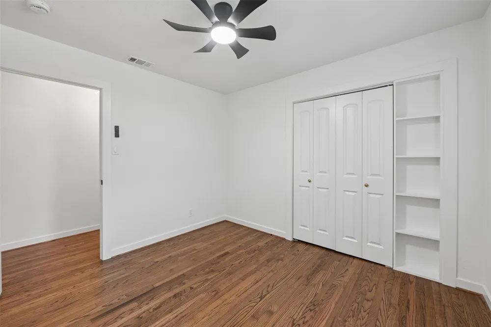 401 Vine Street Euless, TX 76040