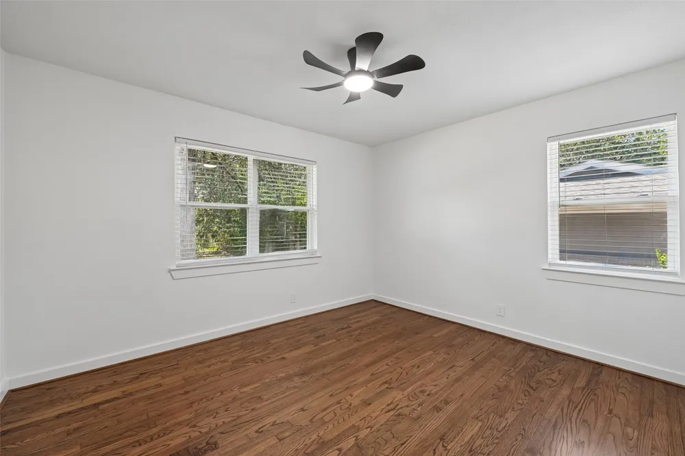 401 Vine Street Euless, TX 76040