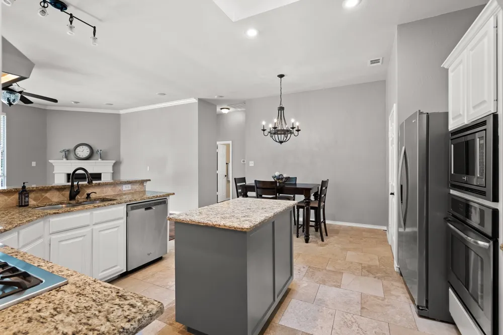 1601 Crabapple Lane Flower Mound, TX 75028