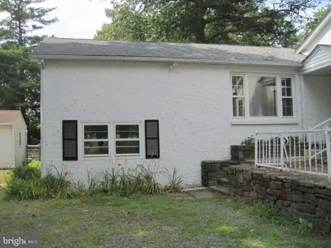 2215 BUSTARD ROAD