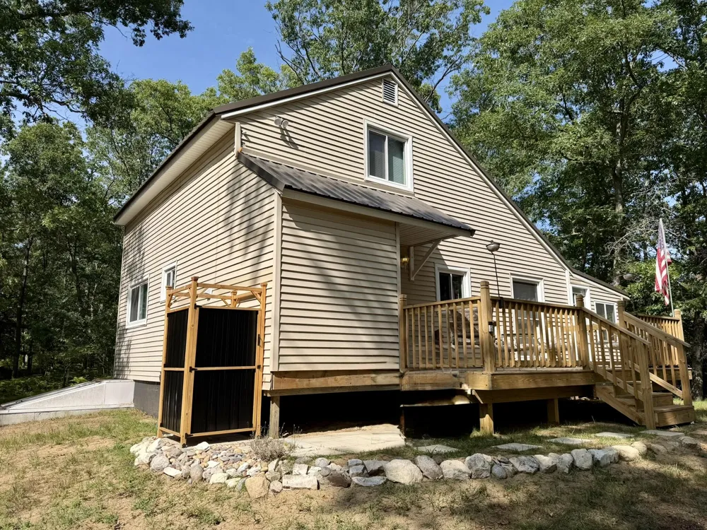 10619 River Dr Ranch Irons, MI 49644