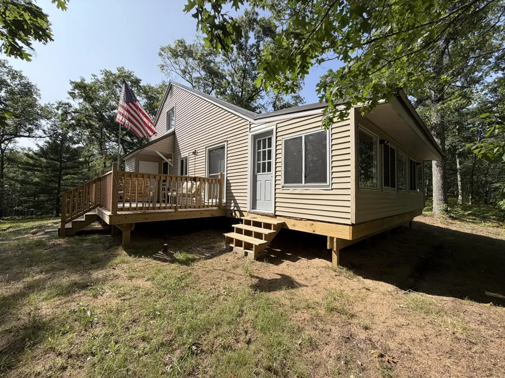 10619 River Dr Ranch Irons, MI 49644