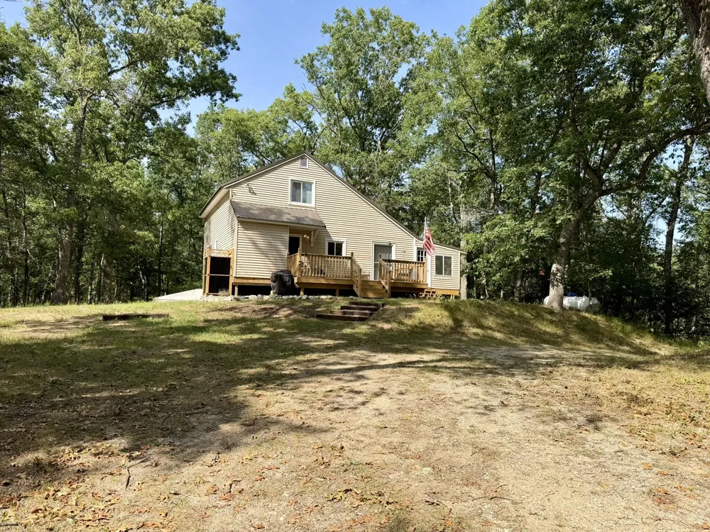 10619 River Dr Ranch Irons, MI 49644