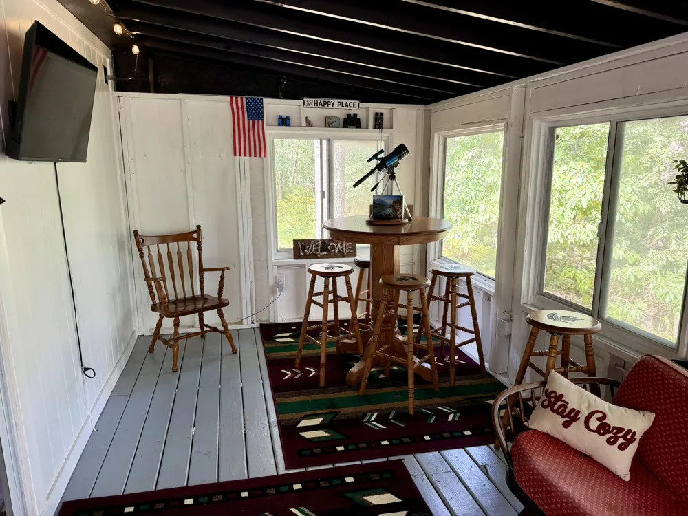 10619 River Dr Ranch Irons, MI 49644