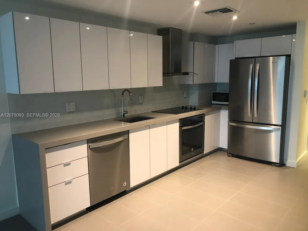 1600 NE 1st Ave #1102 Miami, FL 33132