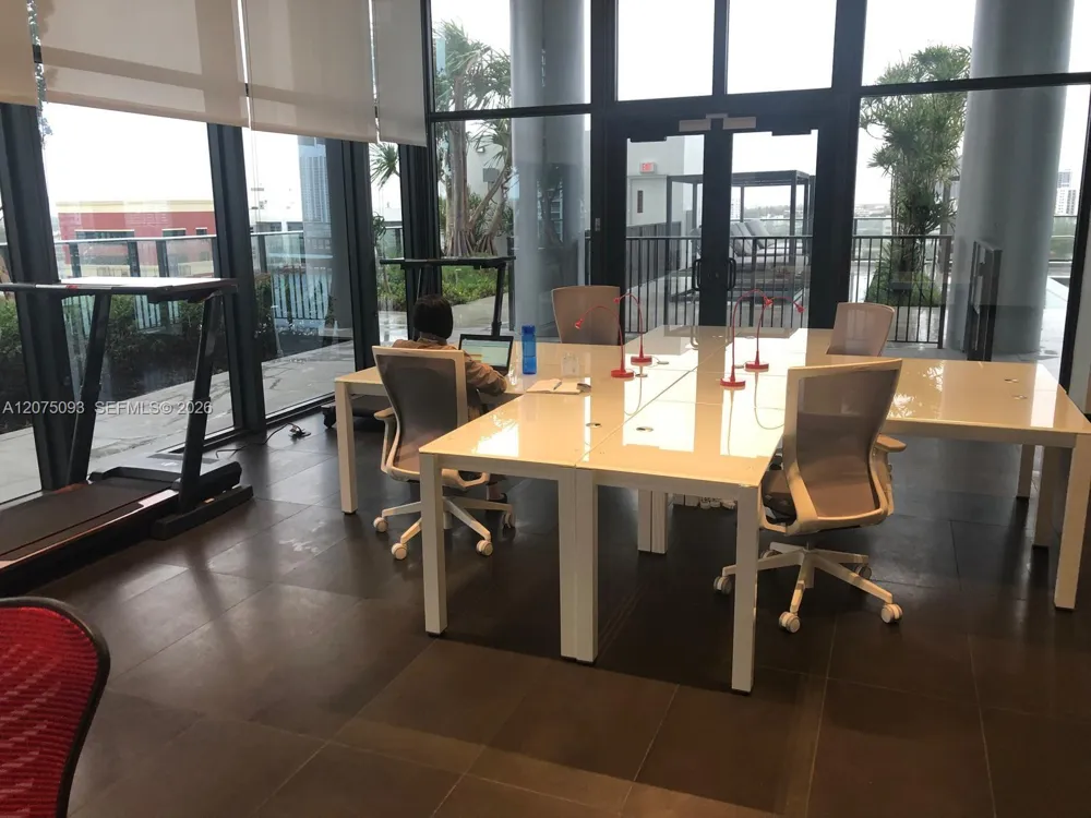1600 NE 1st Ave #1102 Miami, FL 33132