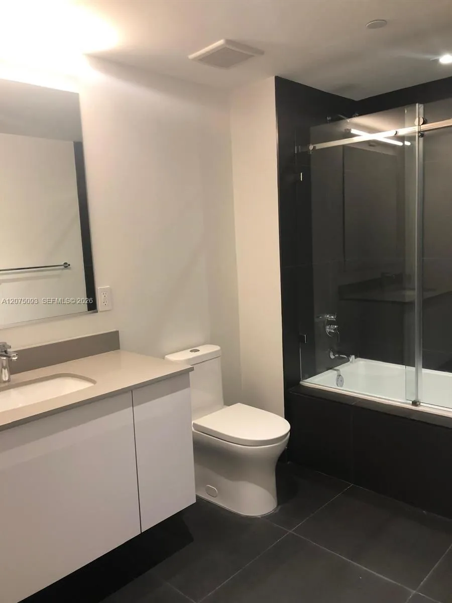 1600 NE 1st Ave #1102 Miami, FL 33132