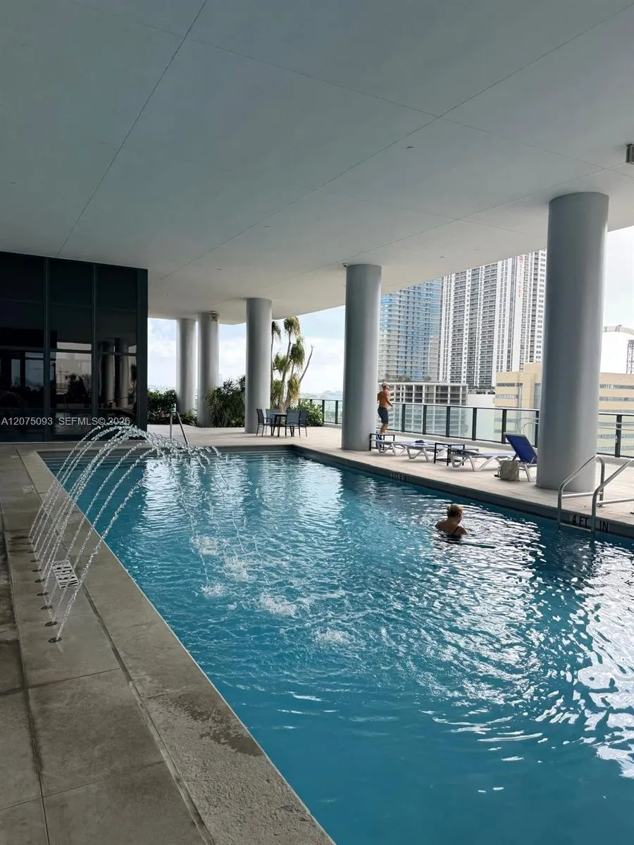 1600 NE 1st Ave #1102 Miami, FL 33132