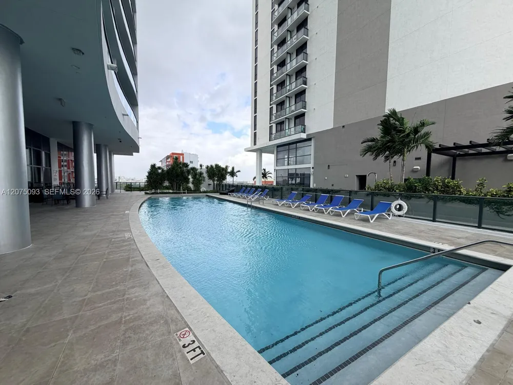 1600 NE 1st Ave #1102 Miami, FL 33132