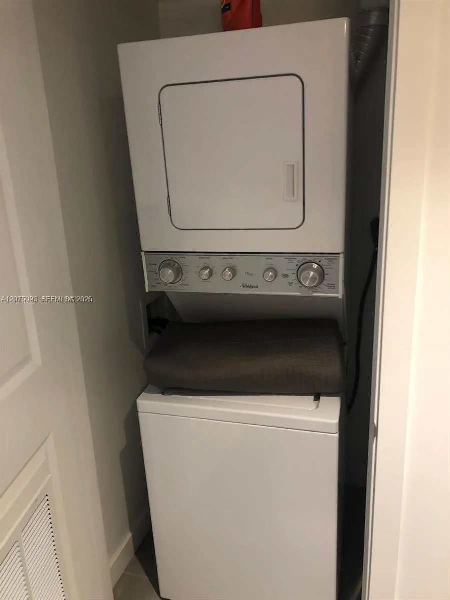 1600 NE 1st Ave #1102 Miami, FL 33132