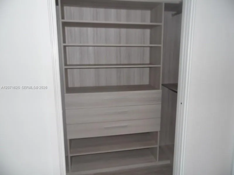 10201 Collins Ave #805 Bal Harbour, FL 33154