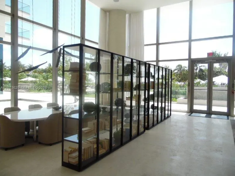10201 Collins Ave #805 Bal Harbour, FL 33154