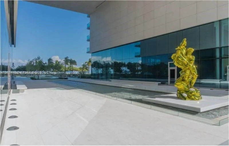 10201 Collins Ave #805 Bal Harbour, FL 33154