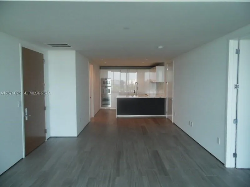 10201 Collins Ave #805 Bal Harbour, FL 33154