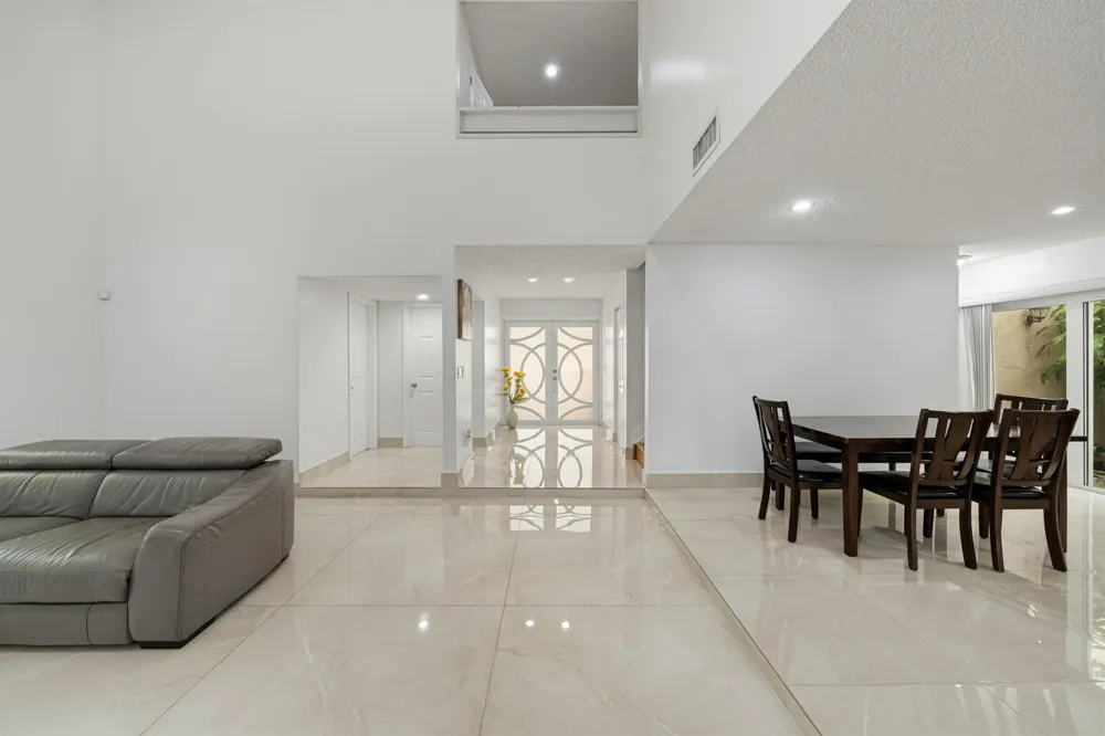 8811 SW 150th Place Circle Miami, FL 33196