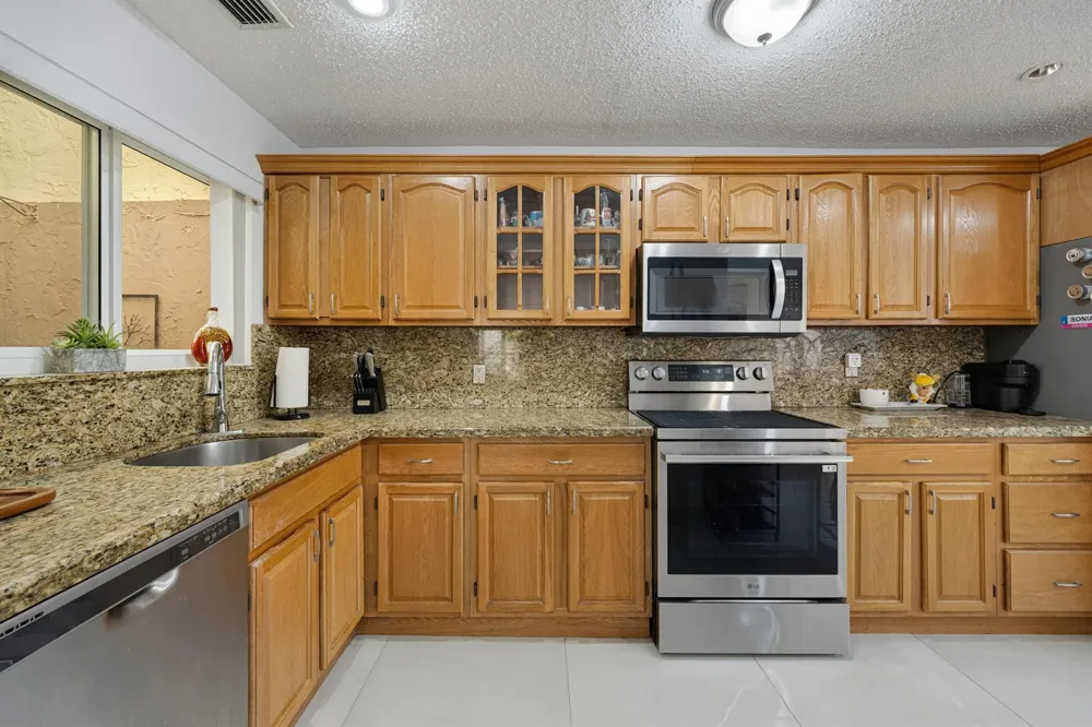 8811 SW 150th Place Circle Miami, FL 33196