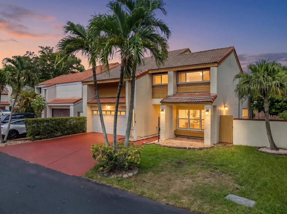 8811 SW 150th Place Circle Miami, FL 33196