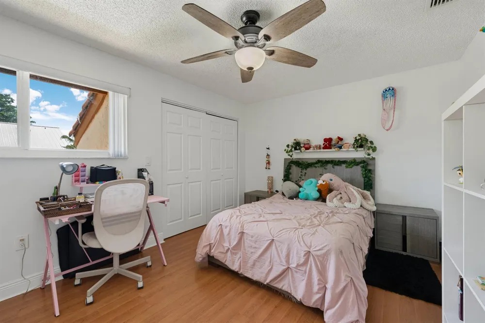 8811 SW 150th Place Circle Miami, FL 33196