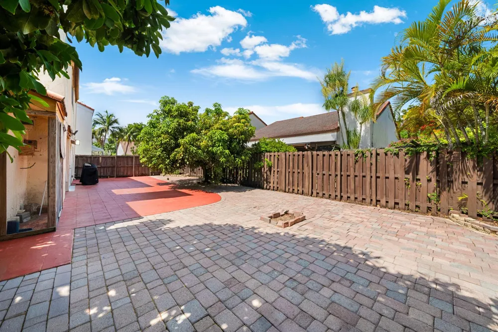 8811 SW 150th Place Circle Miami, FL 33196