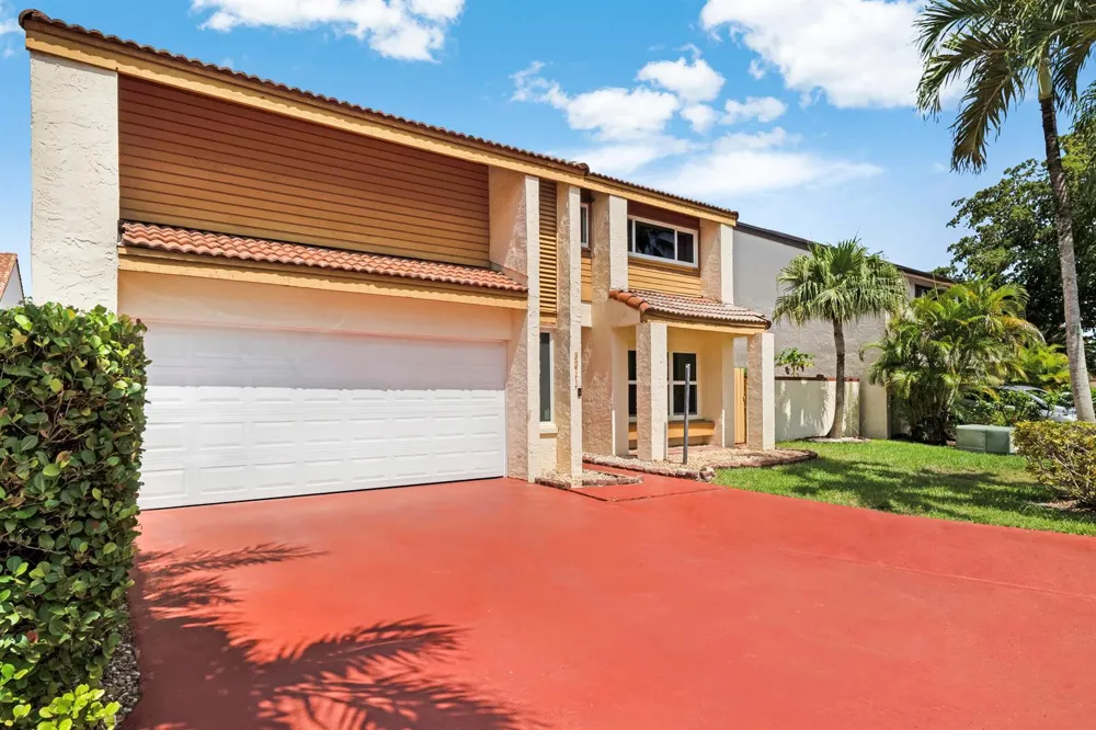 8811 SW 150th Place Circle Miami, FL 33196