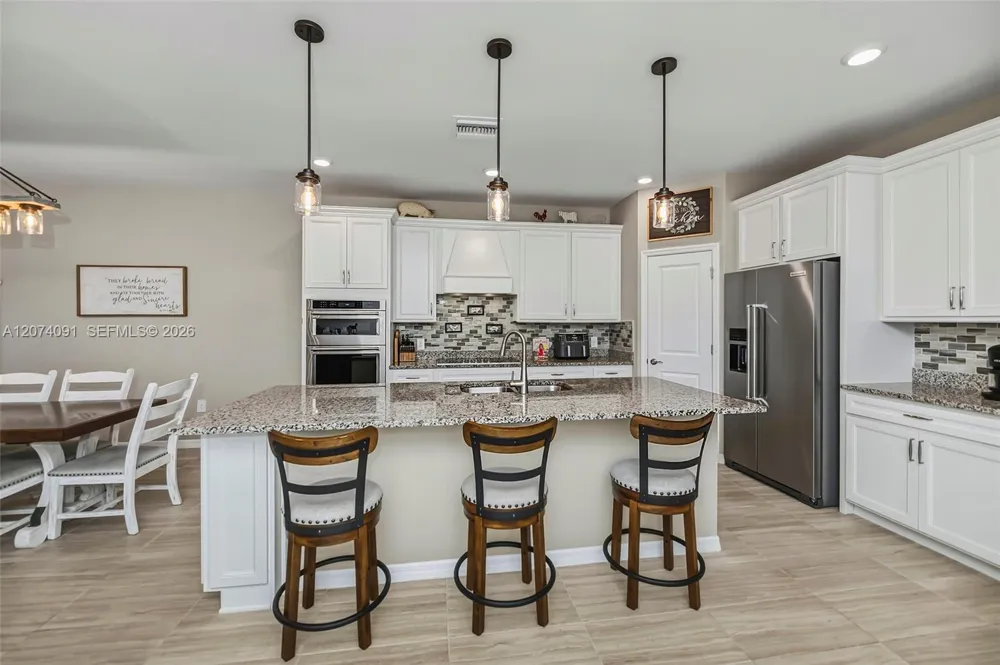 16241 Rosemallow Ln Other City - In The State Of Florida, FL 33920