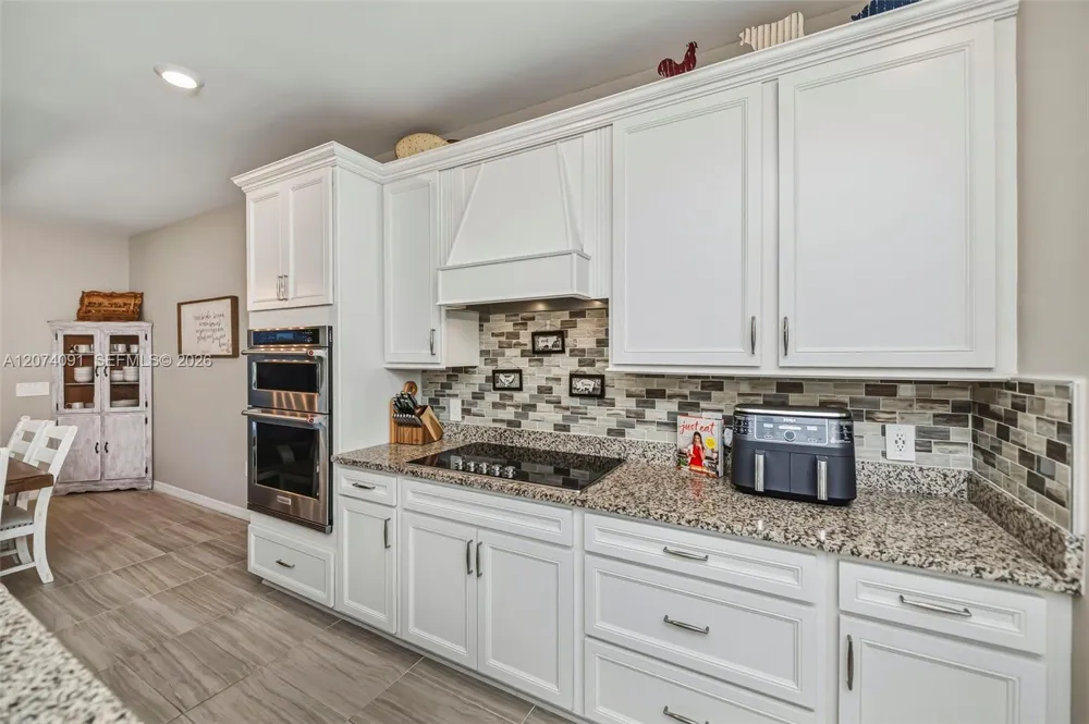 16241 Rosemallow Ln Other City - In The State Of Florida, FL 33920