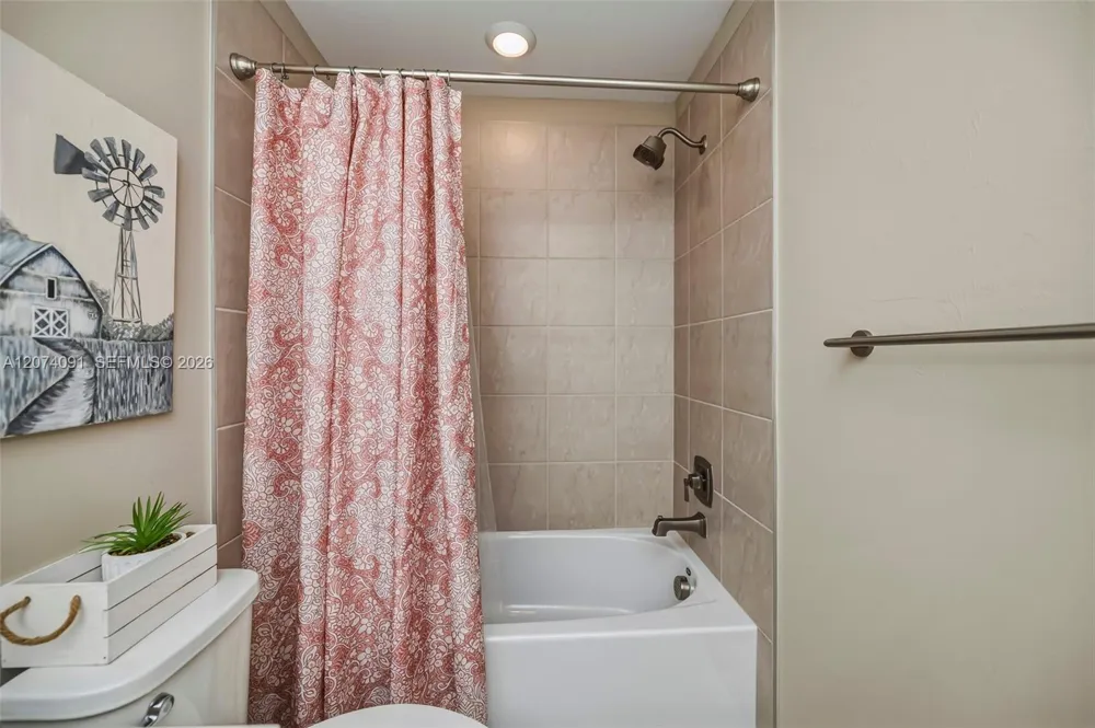 16241 Rosemallow Ln Other City - In The State Of Florida, FL 33920
