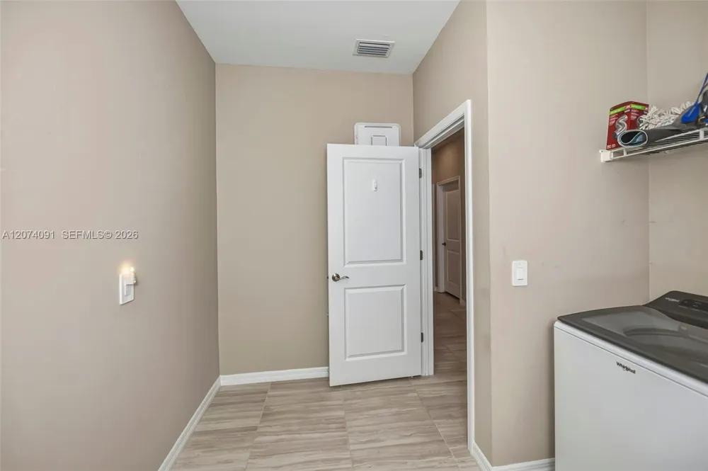 16241 Rosemallow Ln Other City - In The State Of Florida, FL 33920