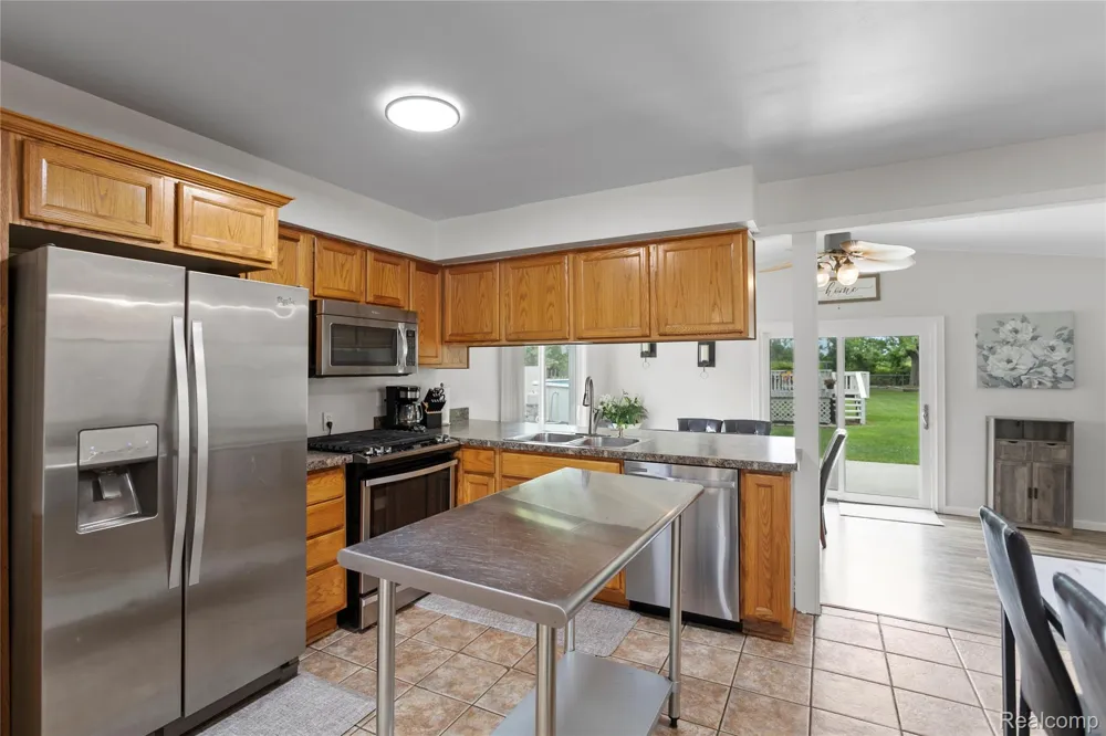 27311 Wyly Street Chesterfield Township, MI 48047