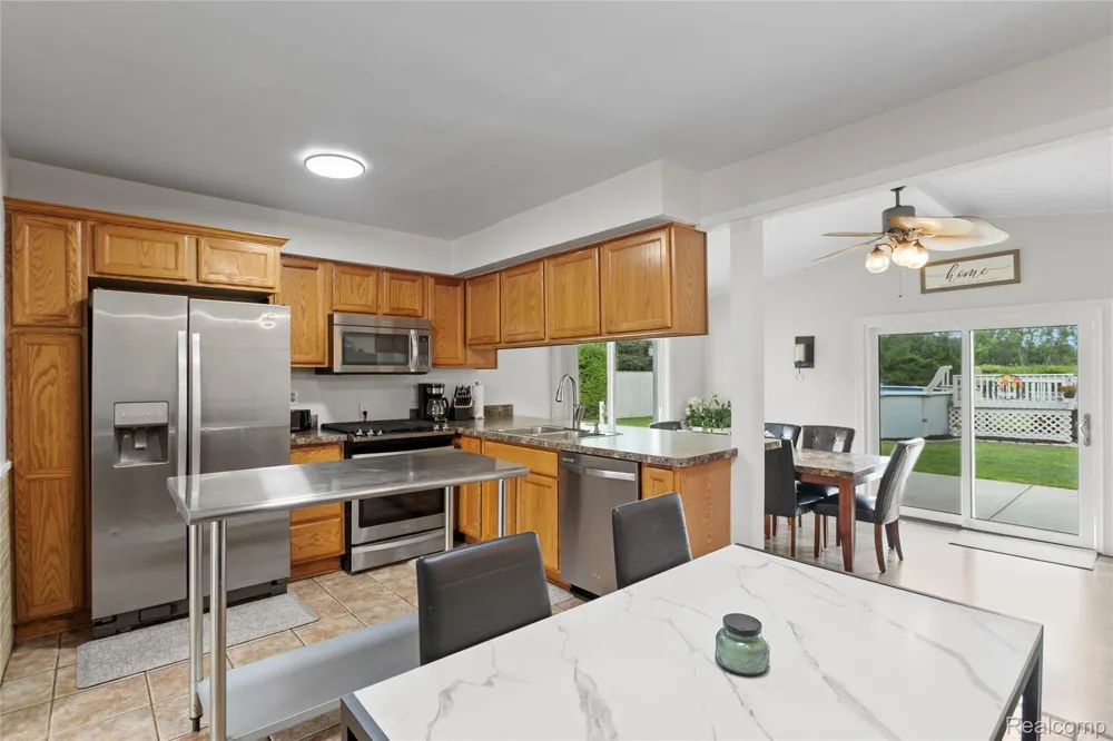 27311 Wyly Street Chesterfield Township, MI 48047