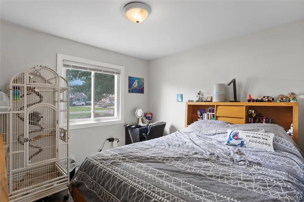27311 Wyly Street Chesterfield Township, MI 48047