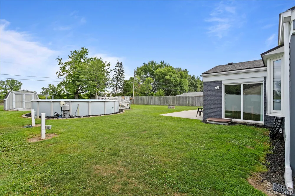 27311 Wyly Street Chesterfield Township, MI 48047